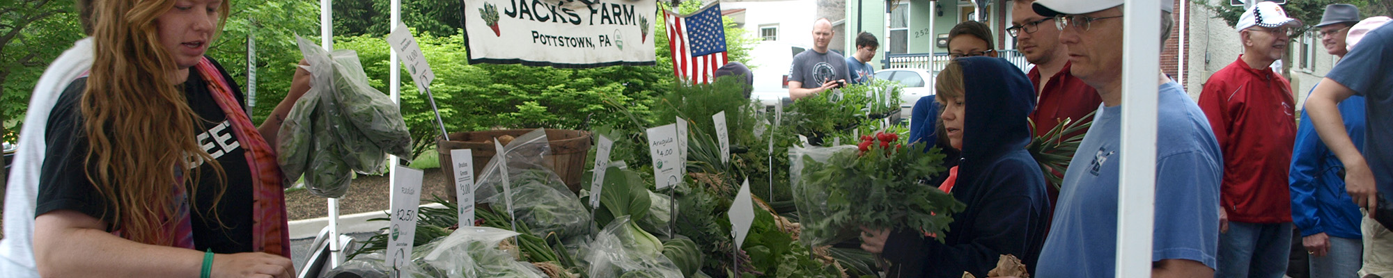 people at a farmers market